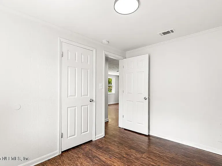 9035 Adams Ave — Photo 7