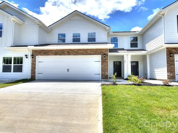 124 Sugg Trl, Weaverville, NC 28787