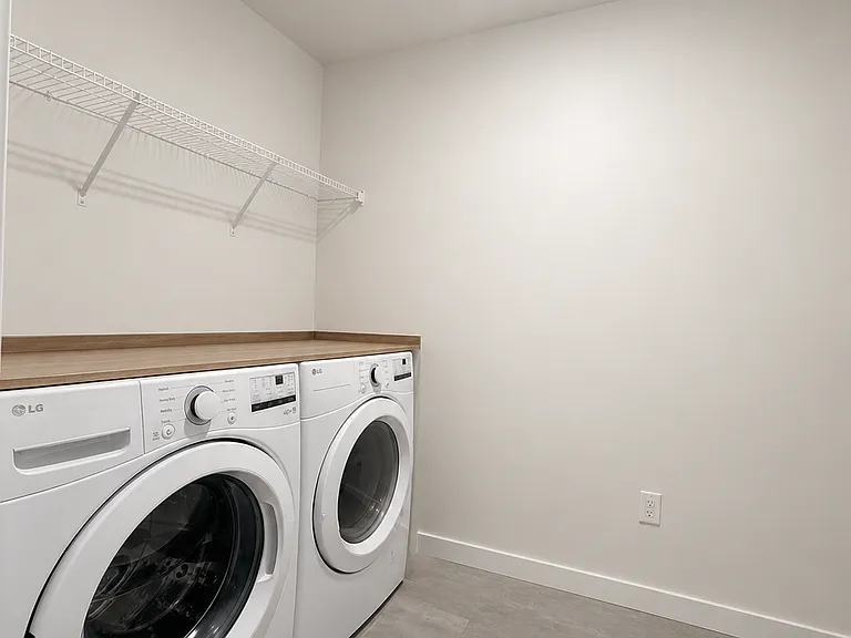 8522 NE 134th St — Photo 22
