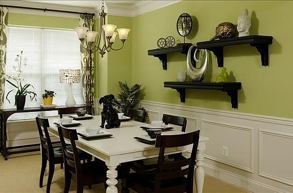 Chestnut Dining Room