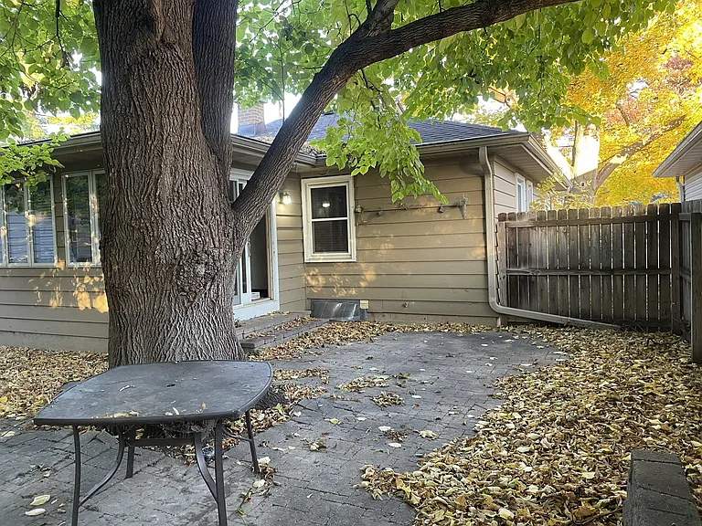 1740 Park St — Photo 15