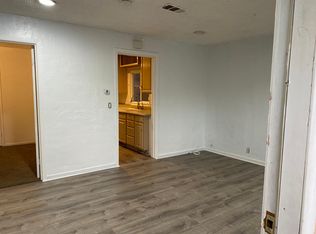 515 Sycamore St, Santa Paula, CA 93060