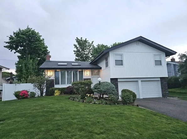 18 Friendly Lane, Jericho, NY 11753