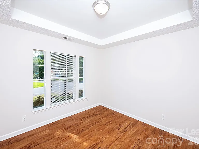 7405 Wapiti Ct — Photo 5