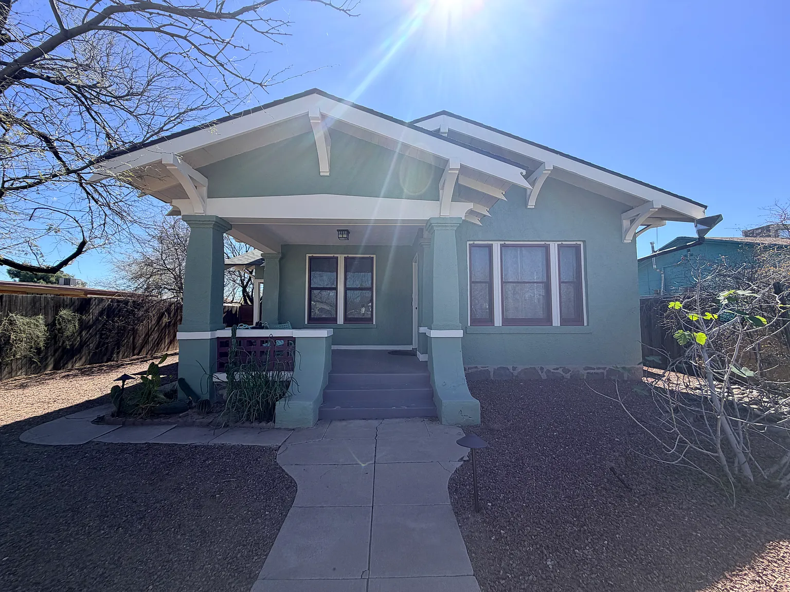 2 bed, 1080 sqft, $2,500 — Photo 2