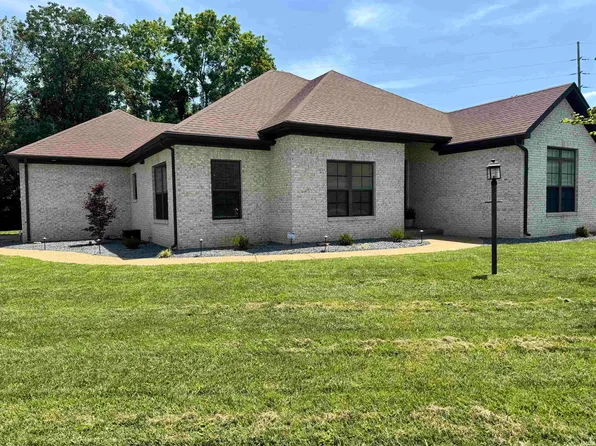 4244 Meadowbrook Ln, Newburgh, IN 47630