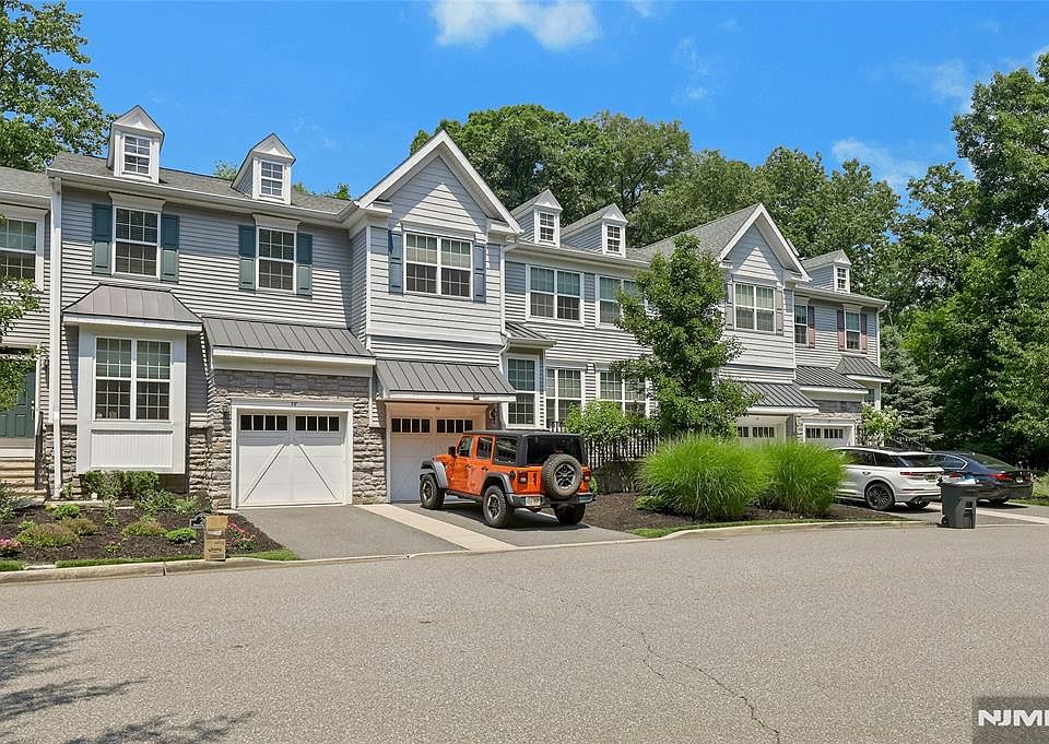 1st image of 28 Masterson Court