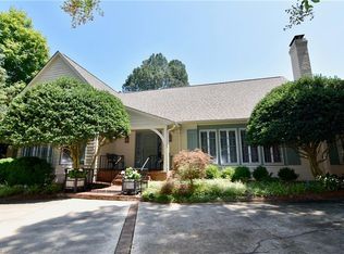 115 N Westview Dr, Winston Salem, NC 27104