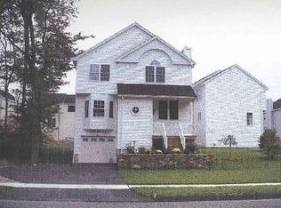 5 Cutspring Vlg, Stratford, CT 06614