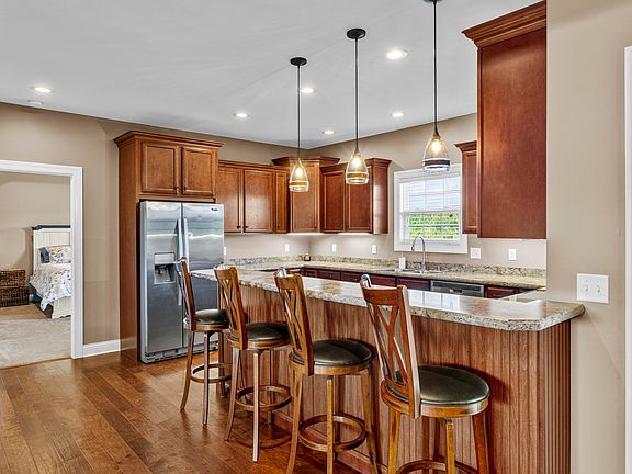 2nd image of 157 Tuscany Way