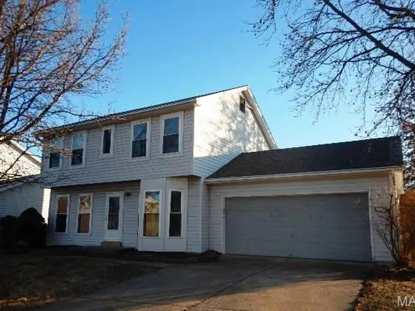 16 Garden Gate Ct, Saint Peters, MO 63304