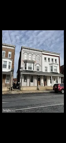 19 Carlisle Ave Photo 1