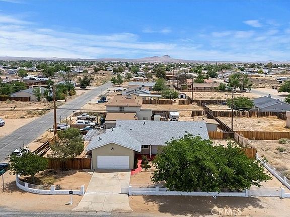 2nd image of 20548 Neuralia Rd