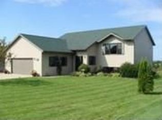 N1641 Servais Collern Rd, La Crosse, WI 54601