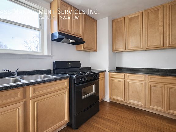 2nd image of 2244 N Monticello Ave APT 1W