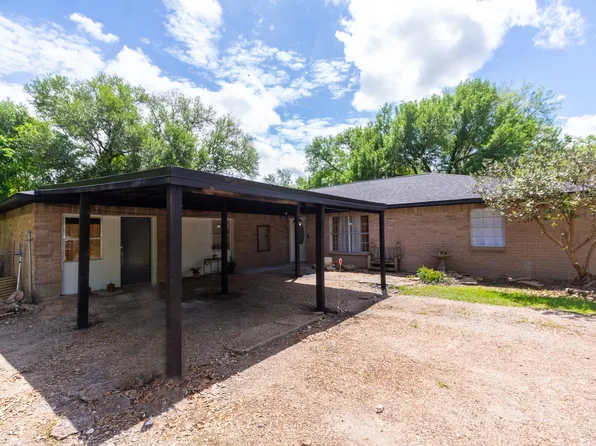 6811 Cemetary Rd, Manvel, TX 77578