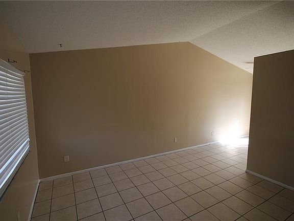 2nd image of 3274 Split Willow Dr