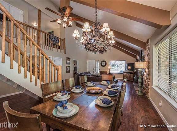Cozy Family Dining Area