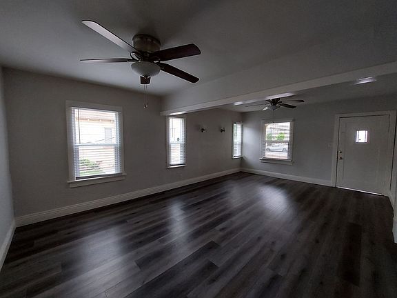 3rd image of 5762-5778 Western Ave #5762
