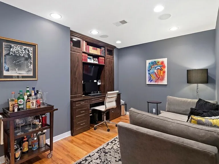 841 W Monroe St #4B — Photo 6