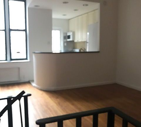 2nd image of 414 E 85th St APT 1C
