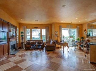 2748 Mackinnon Ranch Rd, Cardiff, CA 92007