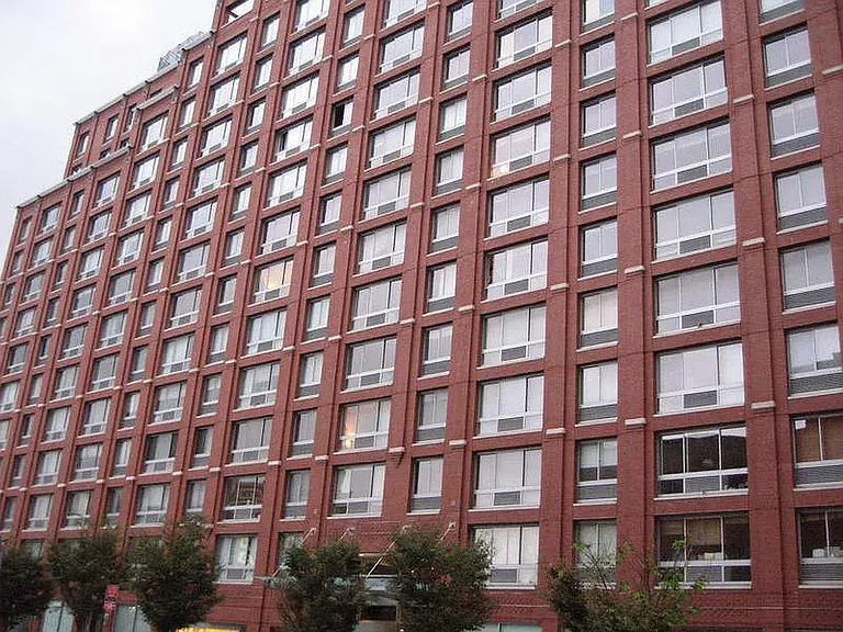 555 W 23rd St #S11E — Photo 29