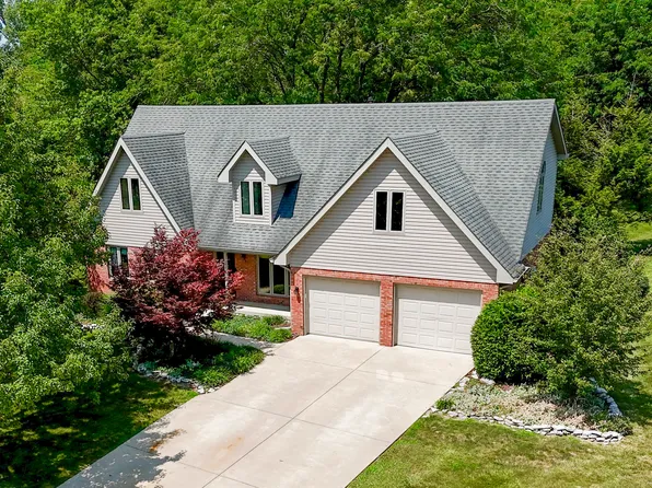 245 Fairway Ct, Franklin, IN 46131