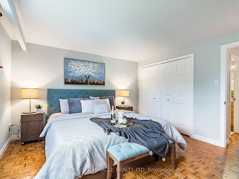 2335 Council Ring Rd — Photo 34