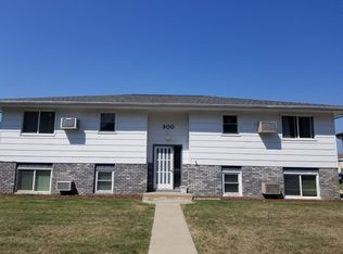 900 S 16th St APT 2, Norfolk, NE 68701