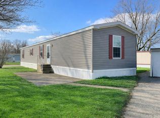 299 S Willow Dr #16, Union City, IN 47390