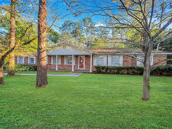 2nd image of 203 Debbie Dr