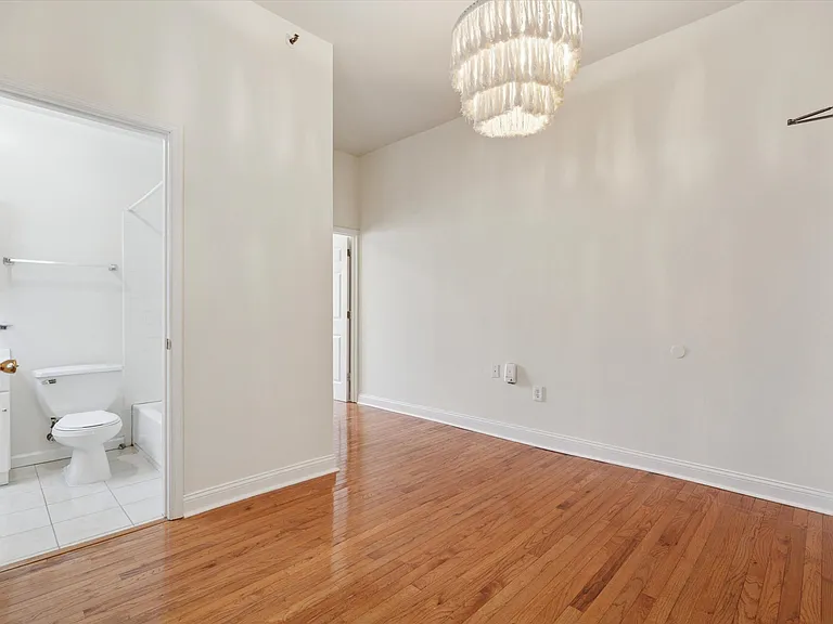 1601 Brown St #2 — Photo 11