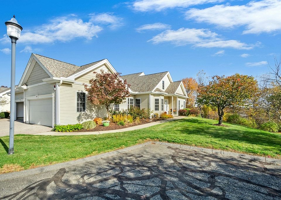 1st image of 69 Cortland Grove Dr #69