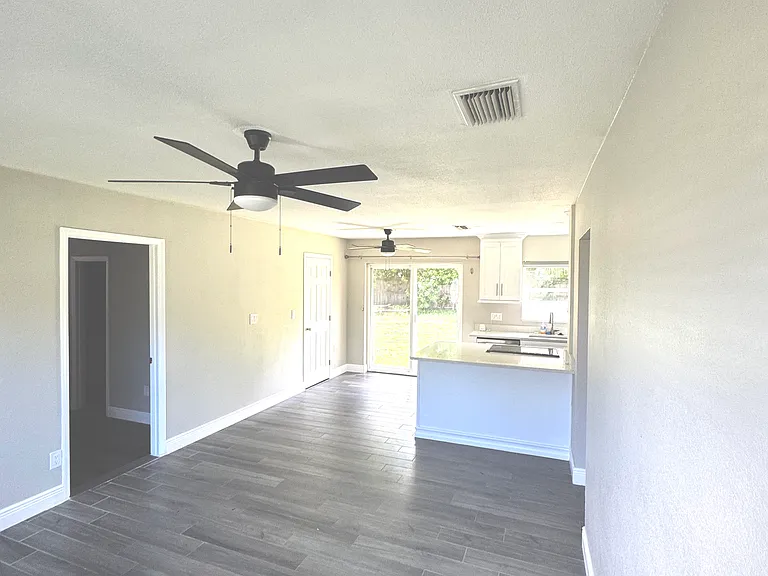 8133 65th Way N — Photo 10