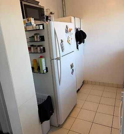 3rd image of 4347 Woodman Ave #1