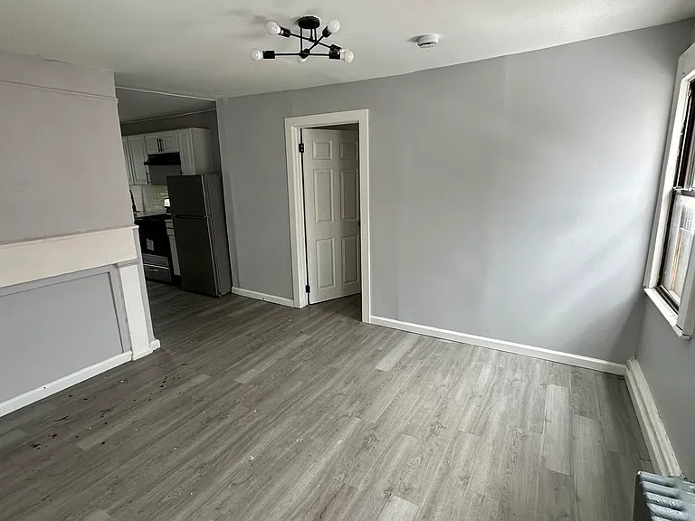 52 Harrison Ave #5E — Photo 2