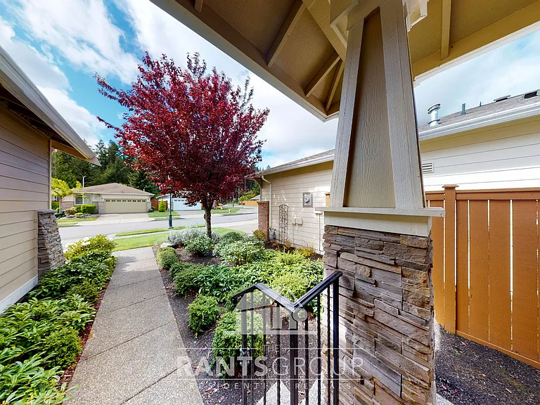 8242 Bainbridge Loop NE — Photo 22