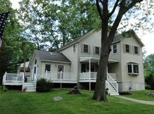 6 Tontaquon Ave, Saugus, MA 01906