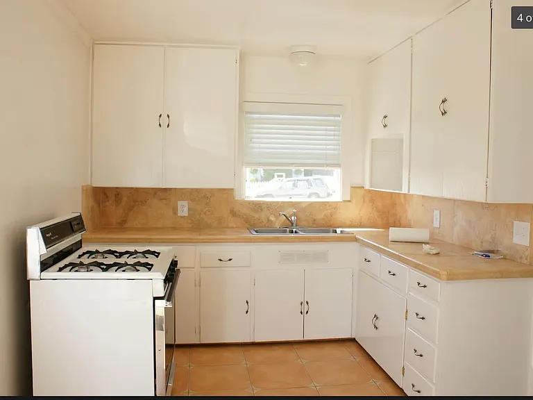 722 San Juan Ave — Photo 4