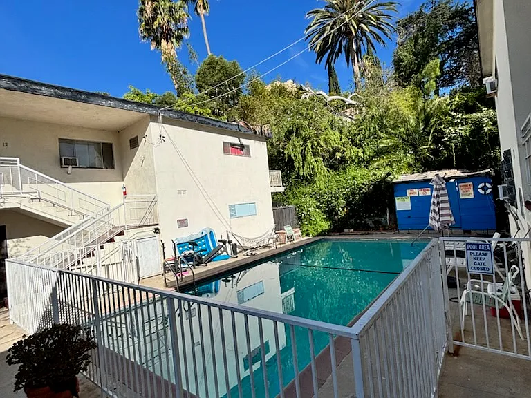 6637 Franklin Ave #8 — Photo 13