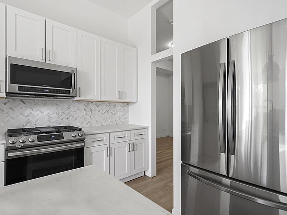 2nd image of 1842 S Blue Island Ave APT 2F