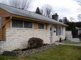 500 Capri Rd, Lancaster, PA 17603