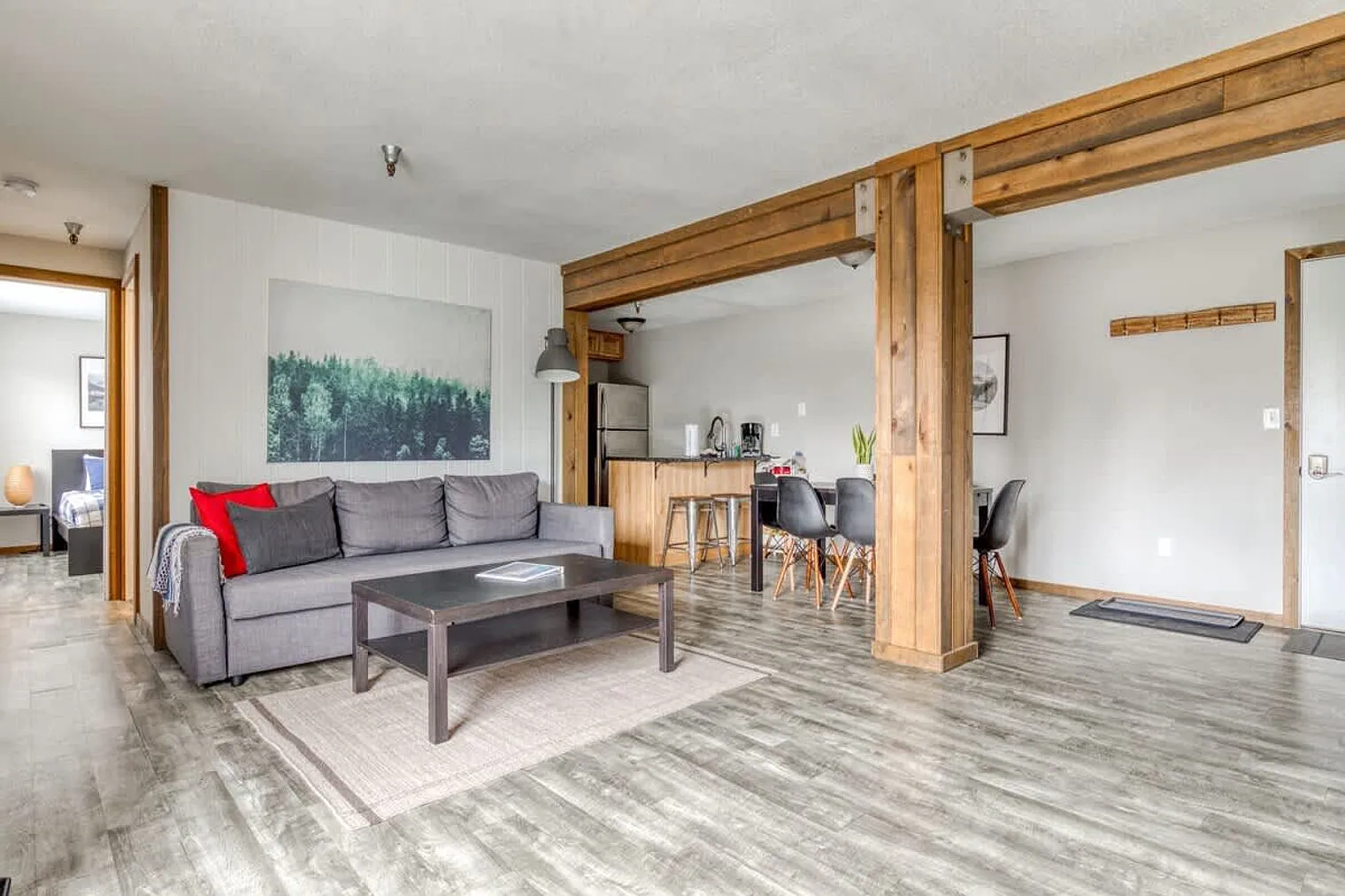 1 bed, 1.0 bath, 699 sqft, $3,650 — Photo 1