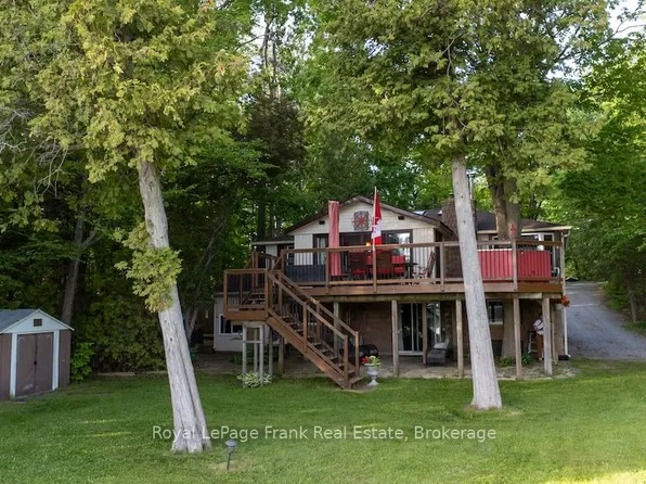 12 Woodland Trl, Trent Lakes, ON K0L 1J0