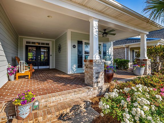 4th image of 8469 Oak Abbey Trail NE