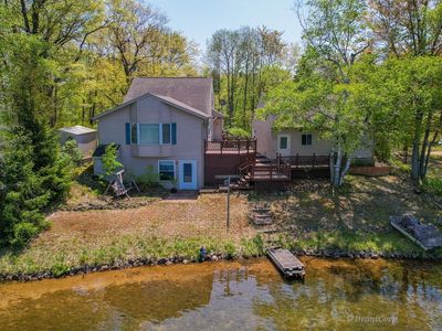 5285 Blue Lake Dr, Gladwin, MI, 48624