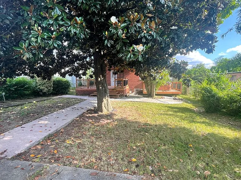 5032 E Capitol St NE — Photo 26
