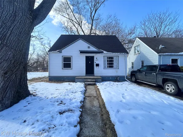 15885 Beaverland St, Detroit, MI 48223