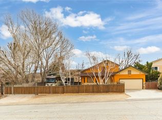 14230 Alderwood Rd, Lake Hughes, CA 93532